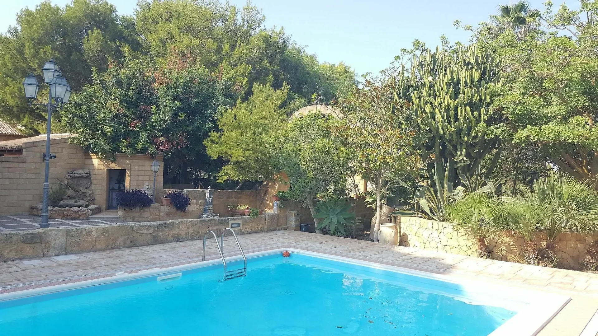 Villa With 4 Bedrooms In Mazara Del Vallo, With Private Pool, Enclosed
